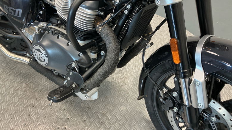 Royal Enfield Super Meteor 650 Celestial (23MY)